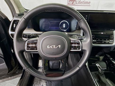 Certified 2023 Kia Sorento SX AWD/4WD image 22