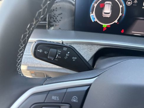 New 2025 Volkswagen Tiguan S image 17