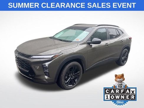 Used 2024 Chevrolet Trax ACTIV w/ Sunroof Package FWD image 2