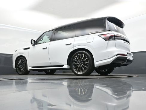 New 2026 INFINITI QX80 Autograph w/ Premium Cargo Package image 43