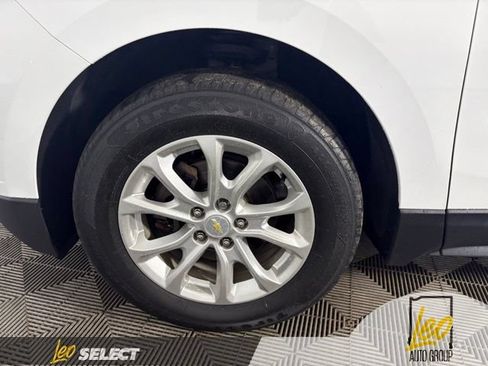 Used 2018 Chevrolet Equinox LT w/ Sun & Infotainment Package FWD image 23