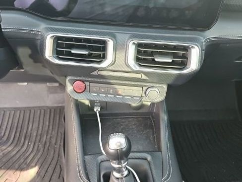 Used 2025 Ford Mustang GT Premium image 14