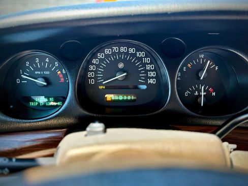 Used 2005 Buick Le Sabre Custom FWD image 37