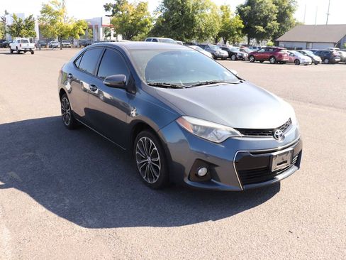 Used 2016 Toyota Corolla S FWD image 3