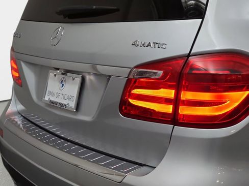 Used 2014 Mercedes-Benz GL 450 4MATIC image 36