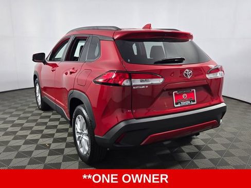 Used 2022 Toyota Corolla Cross LE FWD image 6