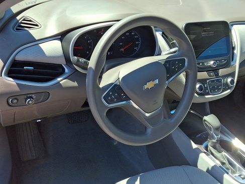 Used 2024 Chevrolet Malibu LT FWD image 25