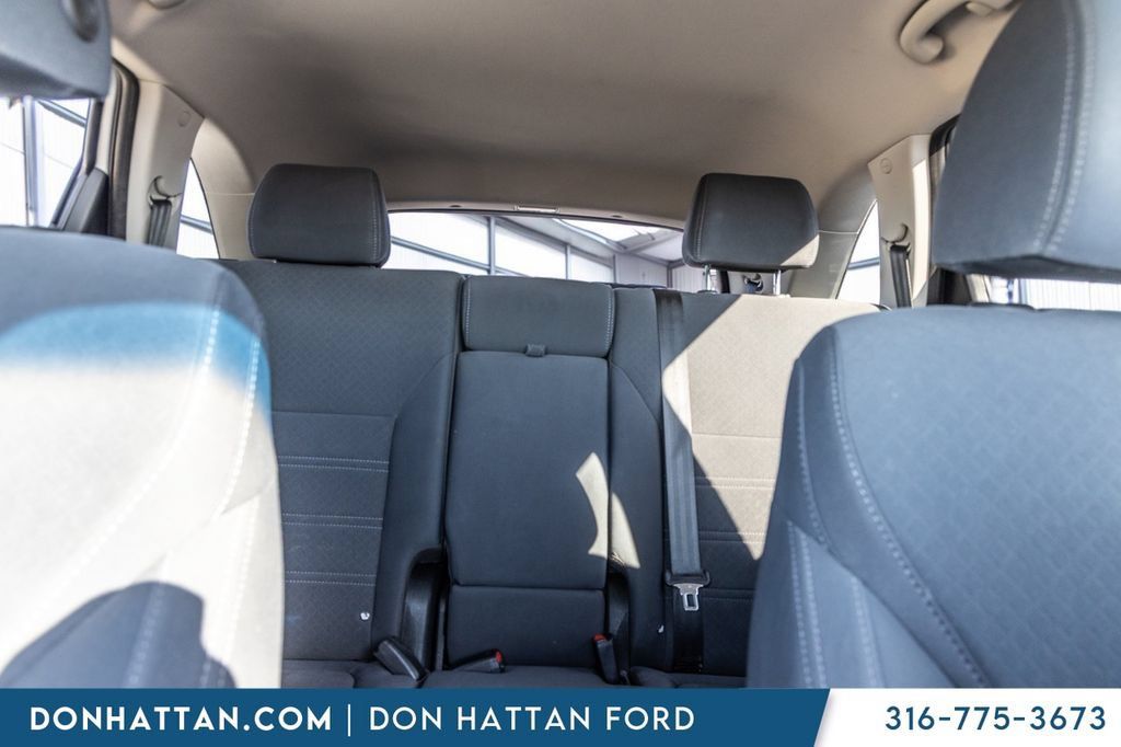 Used 2019 Kia Sorento FWD V6 image 17