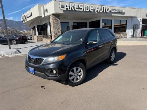 Used 2012 Kia Sorento FWD image 2