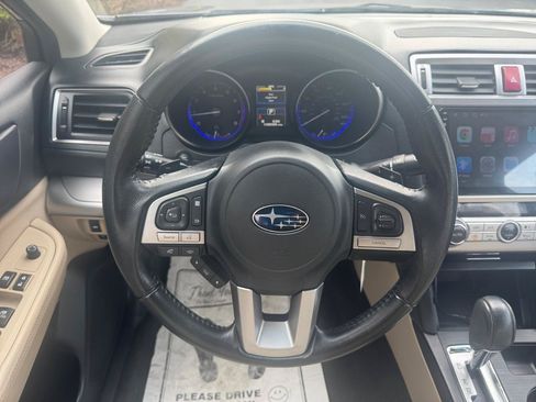 Used 2015 Subaru Legacy 2.5i Premium AWD/4WD image 11
