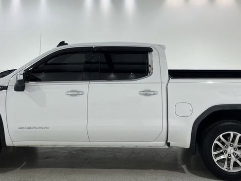 Used 2019 GMC Sierra 1500 SLT w/ SLT Premium Package image 2