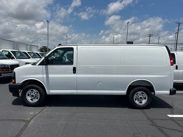 New 2025 GMC Savana 2500 w/ Communications Package RWD image 4