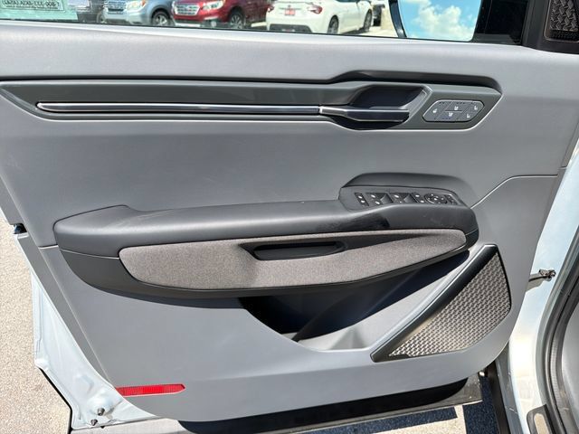 New 2026 Kia EV9 Land w/ Nightfall Edition Package AWD/4WD image 16