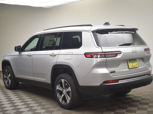 New 2026 Jeep Grand Cherokee L Limited AWD/4WD image 13
