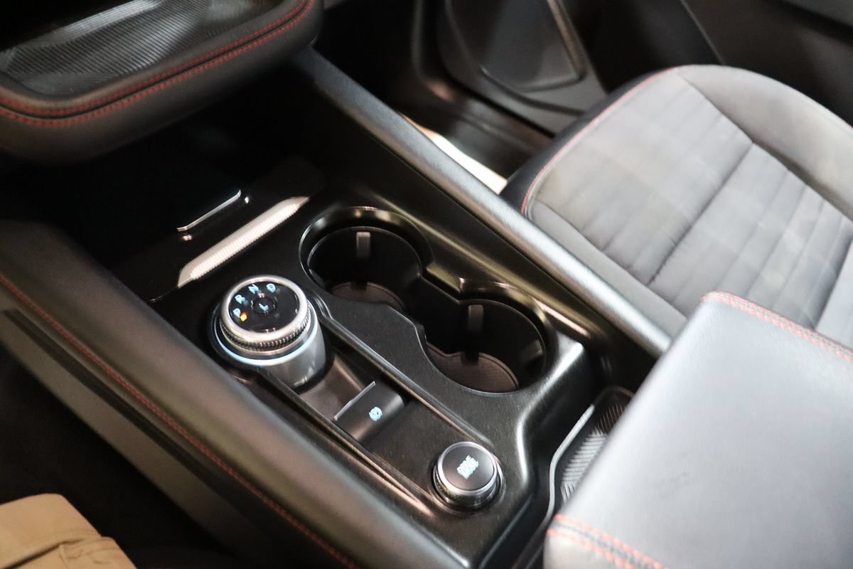 Used 2025 Ford Explorer ST-Line RWD image 46