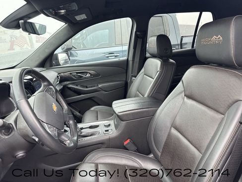 Certified 2023 Chevrolet Traverse High Country image 2