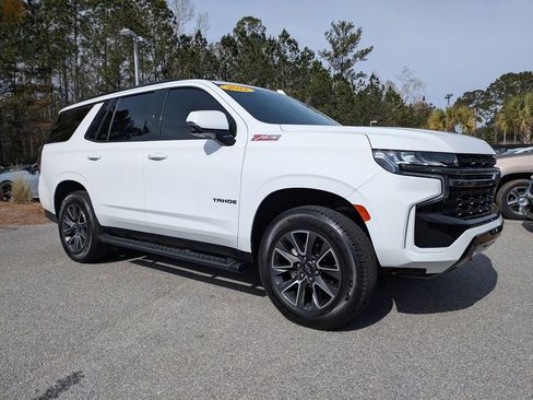 Used 2022 Chevrolet Tahoe Z71 w/ Luxury Package image 2