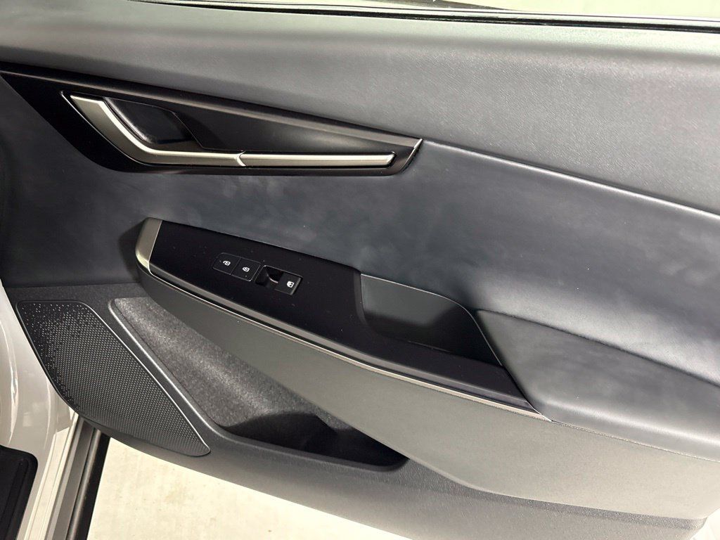 New 2026 Kia EV6 Light RWD image 15