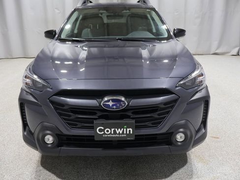 Used 2024 Subaru Outback Premium AWD/4WD image 7