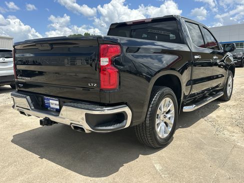 Certified 2021 Chevrolet Silverado 1500 LTZ w/ Z71 Off-Road Package AWD/4WD image 6