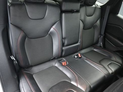 Used 2019 Jeep Cherokee Trailhawk w/ Cold Weather Group image 37