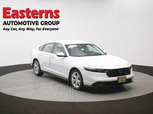 Used 2023 Honda Accord LX image 49