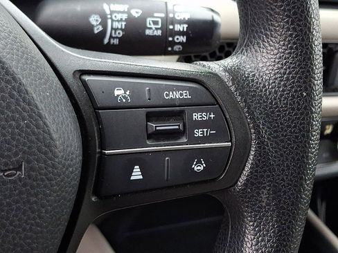 Used 2023 Honda HR-V LX image 21