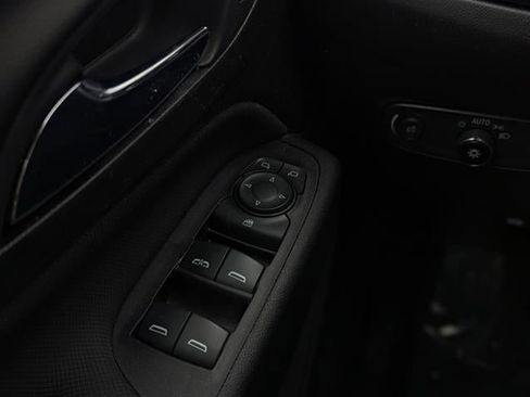 Used 2022 Chevrolet Equinox RS image 41