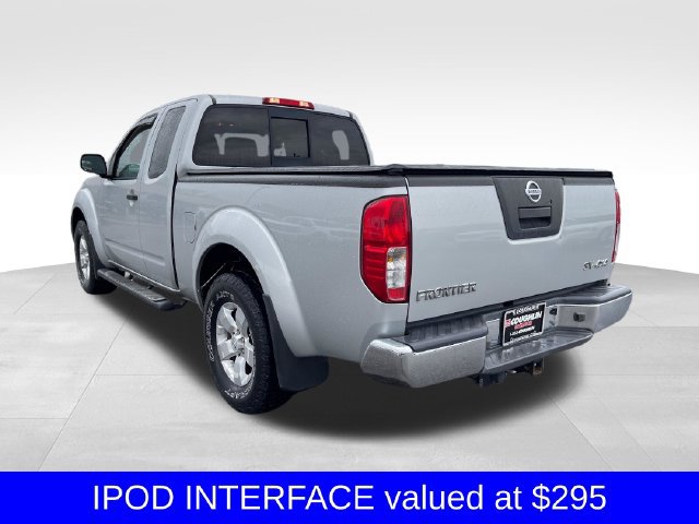 Used 2012 Nissan Frontier SV w/ SV Premium Utility Pkg AWD/4WD image 3