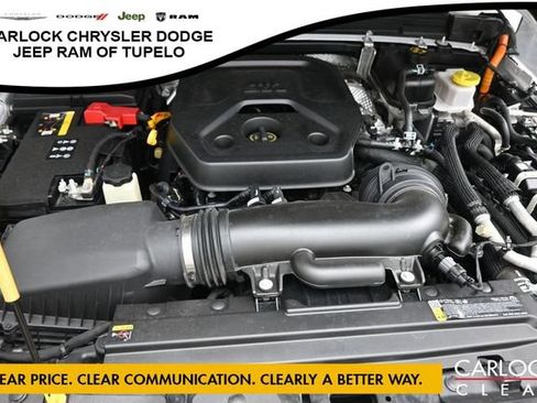 Used 2025 Jeep Wrangler Unlimited Sahara w/ Safety Group AWD/4WD image 44