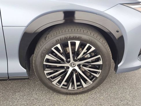 Certified 2023 Lexus RZ 450e Premium w/ Accessory Package (P5) image 9