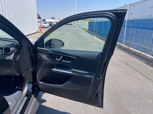 Used 2026 Mercedes-Benz GLC 300 image 22