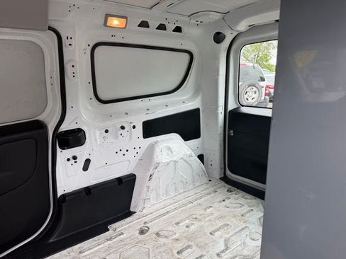 Used 2018 RAM ProMaster City Tradesman FWD image 23