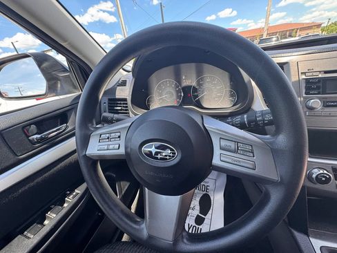 Used 2010 Subaru Outback 2.5i AWD/4WD image 29