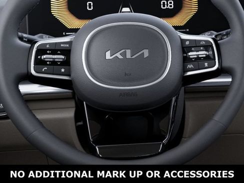 New 2026 Kia Carnival LXS FWD image 22