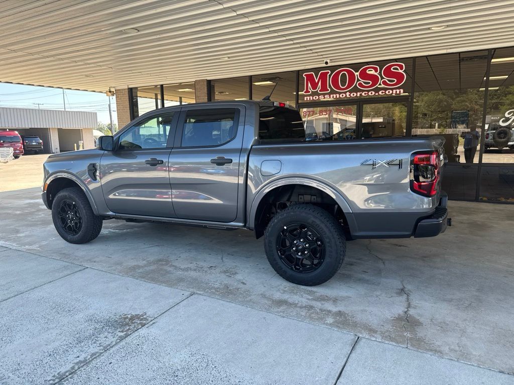 New 2026 Ford Ranger XLT w/ Black Appearance Package AWD/4WD image 6