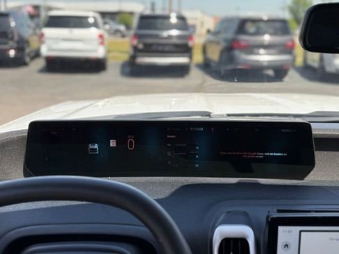 Used 2025 Ford Expedition Max Active AWD/4WD image 13