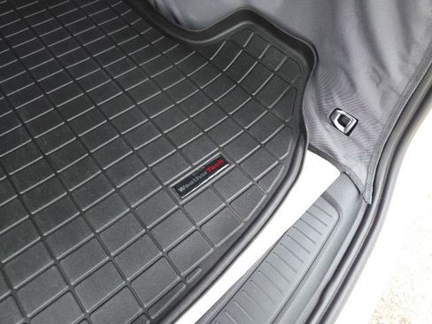 Used 2024 Jeep Grand Cherokee Trailhawk w/ Luxury Tech Group III image 9