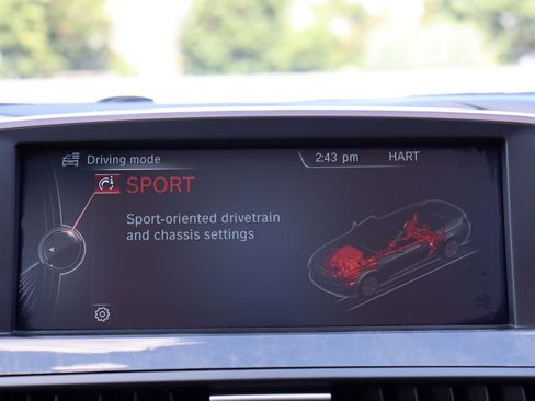 Used 2014 BMW 650i xDrive Convertible image 32