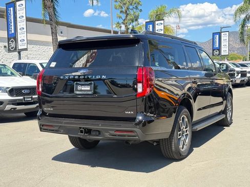 Used 2026 Ford Expedition Max Active RWD image 12