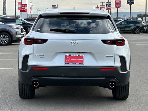 Used 2025 MAZDA CX-50 AWD 2.5 S w/ Premium Plus Pkg image 5