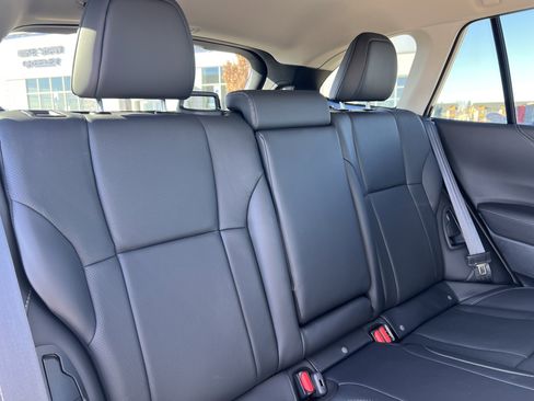 Used 2025 Subaru Outback Touring XT image 17