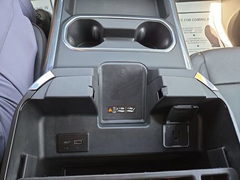 Used 2025 Chevrolet Silverado 2500 High Country w/ High Country Premium Package AWD/4WD image 23