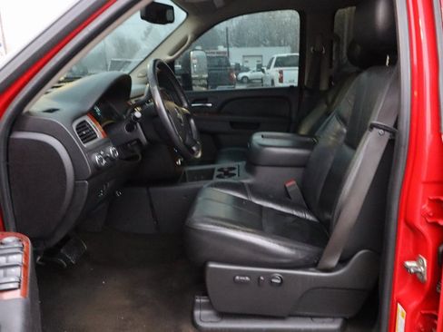 Used 2011 Chevrolet Silverado 2500 LTZ w/ LTZ Plus Package image 3