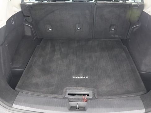 Used 2022 Nissan Rogue SV AWD/4WD image 20