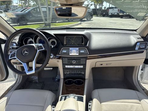 Used 2017 Mercedes-Benz E 400 Cabriolet image 35