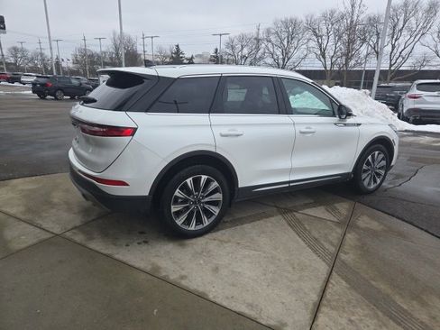 Certified 2021 Lincoln Corsair Reserve w/ Elements Package image 11