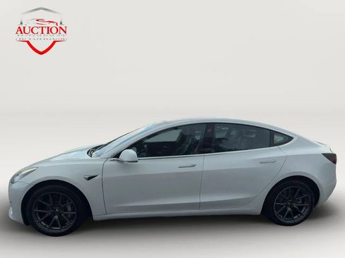 Used 2018 Tesla Model 3 Long Range RWD image 7