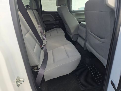 Used 2017 Chevrolet Silverado 1500 Custom w/ Custom Convenience Package image 9