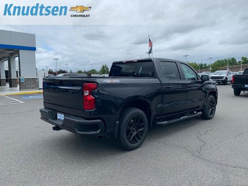 Used 2023 Chevrolet Silverado 1500 Custom w/ LPO, Dark Essentials Package AWD/4WD image 7
